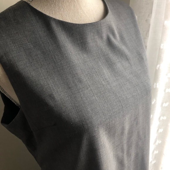 Uniqlo basic shift dress - Picture 2 of 5